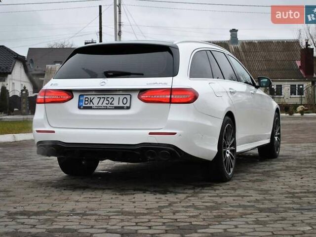 Білий Мерседес Е-Клас, об'ємом двигуна 3 л та пробігом 55 тис. км за 36500 $, фото 13 на Automoto.ua