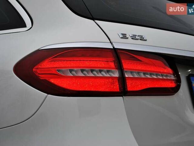 Білий Мерседес Е-Клас, об'ємом двигуна 3 л та пробігом 55 тис. км за 36500 $, фото 10 на Automoto.ua