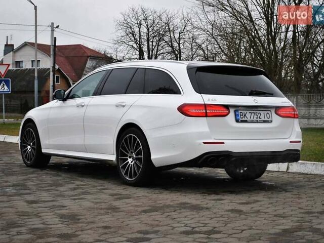 Білий Мерседес Е-Клас, об'ємом двигуна 3 л та пробігом 55 тис. км за 36500 $, фото 9 на Automoto.ua