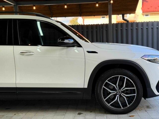 Белый Мерседес Е-Класс, объемом двигателя 0 л и пробегом 76 тыс. км за 31950 $, фото 7 на Automoto.ua