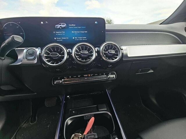 Белый Мерседес Е-Класс, объемом двигателя 0 л и пробегом 20 тыс. км за 19000 $, фото 4 на Automoto.ua