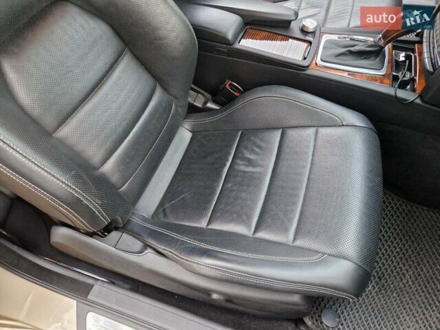 Бежевый Мерседес Е-Класс, объемом двигателя 2.99 л и пробегом 202 тыс. км за 15000 $, фото 25 на Automoto.ua