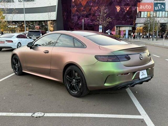 Бежевий Мерседес Е-Клас, об'ємом двигуна 2.99 л та пробігом 89 тис. км за 36990 $, фото 3 на Automoto.ua