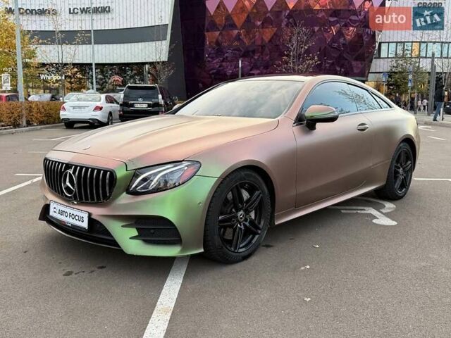 Бежевый Мерседес Е-Класс, объемом двигателя 3 л и пробегом 89 тыс. км за 34990 $, фото 2 на Automoto.ua