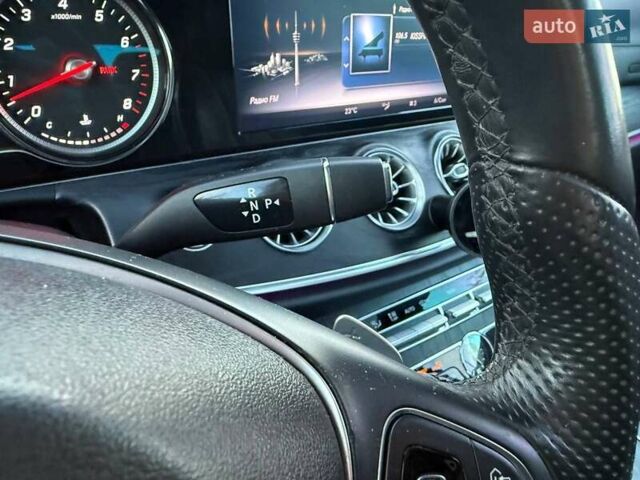 Бежевий Мерседес Е-Клас, об'ємом двигуна 2.99 л та пробігом 89 тис. км за 36990 $, фото 18 на Automoto.ua