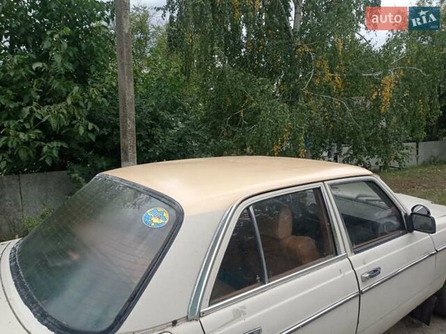 Бежевый Мерседес Е-Класс, объемом двигателя 2 л и пробегом 999 тыс. км за 700 $, фото 21 на Automoto.ua