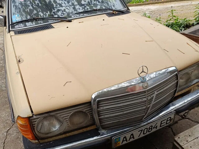 Бежевый Мерседес Е-Класс, объемом двигателя 2 л и пробегом 500 тыс. км за 716 $, фото 3 на Automoto.ua