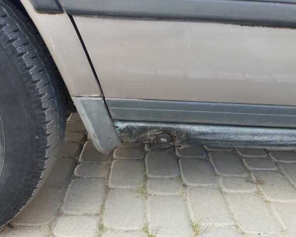 Бежевий Мерседес Е-Клас, об'ємом двигуна 0 л та пробігом 265 тис. км за 2500 $, фото 34 на Automoto.ua