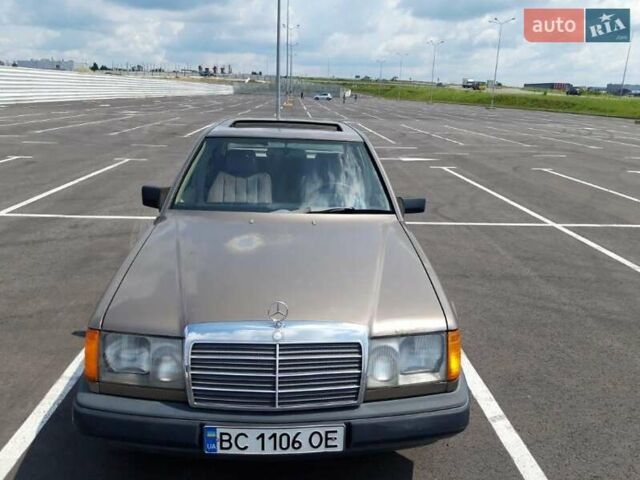 Бежевий Мерседес Е-Клас, об'ємом двигуна 0 л та пробігом 265 тис. км за 2500 $, фото 7 на Automoto.ua