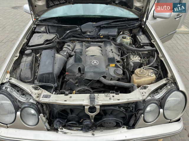 Бежевий Мерседес Е-Клас, об'ємом двигуна 3.2 л та пробігом 414 тис. км за 4200 $, фото 16 на Automoto.ua