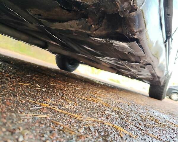 Бежевий Мерседес Е-Клас, об'ємом двигуна 2.2 л та пробігом 446 тис. км за 1500 $, фото 5 на Automoto.ua