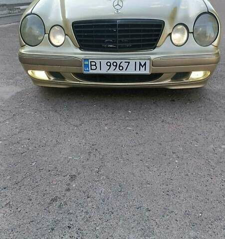 Бежевый Мерседес Е-Класс, объемом двигателя 2.1 л и пробегом 570 тыс. км за 4850 $, фото 1 на Automoto.ua