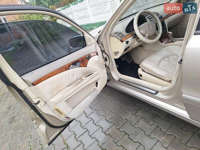 Бежевий Мерседес Е-Клас, об'ємом двигуна 2.69 л та пробігом 375 тис. км за 6300 $, фото 50 на Automoto.ua