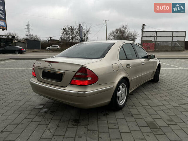 Бежевий Мерседес Е-Клас, об'ємом двигуна 2.6 л та пробігом 295 тис. км за 6200 $, фото 6 на Automoto.ua