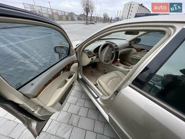 Бежевий Мерседес Е-Клас, об'ємом двигуна 2.6 л та пробігом 295 тис. км за 6200 $, фото 15 на Automoto.ua
