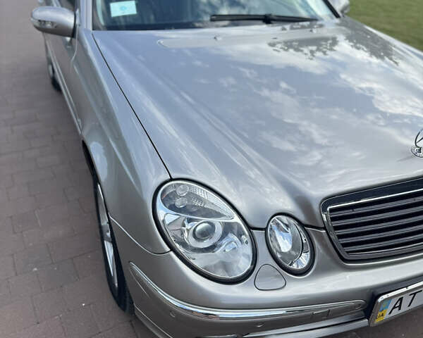 Мерседес Е-Клас 2003 у Вижнице на Automoto.ua Бежевий Мерседес Е-Клас, об'ємом двигуна 2.69 л та пробігом 430 тис. км за 6800 $, фото 1 на Automoto.ua