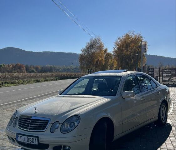 Бежевый Мерседес Е-Класс, объемом двигателя 0 л и пробегом 300 тыс. км за 2650 $, фото 3 на Automoto.ua