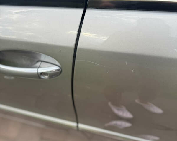 Мерседес Е-Клас 2003 у Вижнице на Automoto.ua Бежевий Мерседес Е-Клас, об'ємом двигуна 2.69 л та пробігом 430 тис. км за 6800 $, фото 8 на Automoto.ua