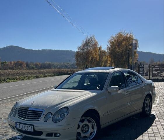 Бежевый Мерседес Е-Класс, объемом двигателя 0 л и пробегом 300 тыс. км за 2650 $, фото 4 на Automoto.ua