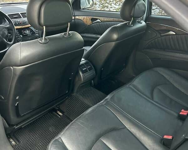 Бежевый Мерседес Е-Класс, объемом двигателя 2.15 л и пробегом 374 тыс. км за 6500 $, фото 12 на Automoto.ua