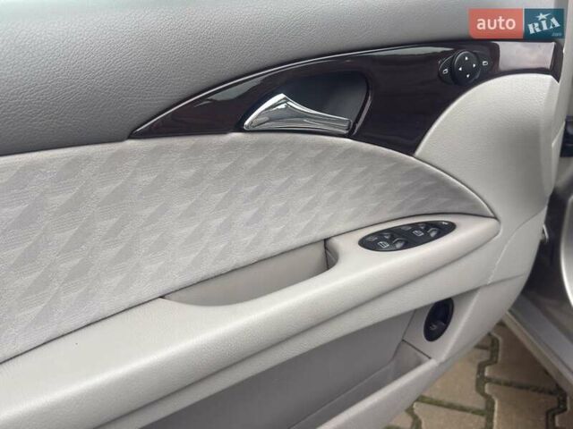 Бежевий Мерседес Е-Клас, об'ємом двигуна 2.1 л та пробігом 319 тис. км за 6700 $, фото 32 на Automoto.ua