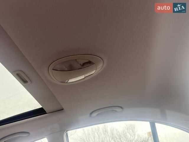Бежевий Мерседес Е-Клас, об'ємом двигуна 2.1 л та пробігом 319 тис. км за 6700 $, фото 35 на Automoto.ua