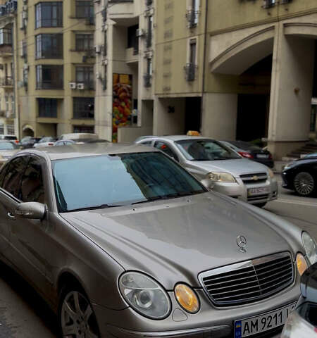 Бежевий Мерседес Е-Клас, об'ємом двигуна 3.22 л та пробігом 300 тис. км за 7500 $, фото 5 на Automoto.ua