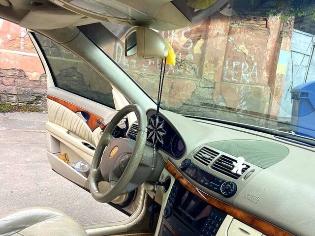 Бежевый Мерседес Е-Класс, объемом двигателя 2.6 л и пробегом 307 тыс. км за 5800 $, фото 7 на Automoto.ua