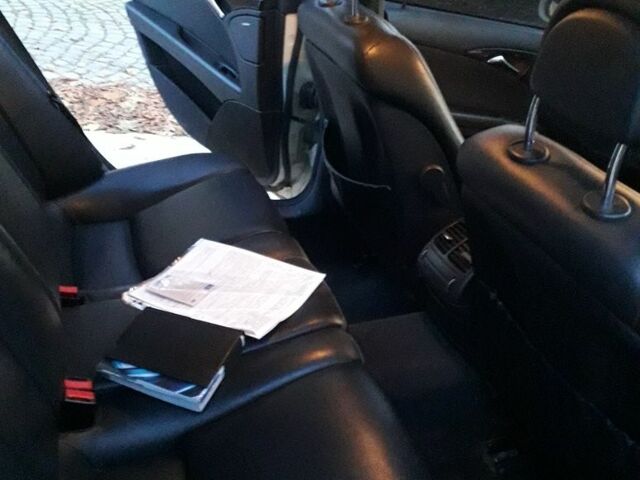 Бежевий Мерседес Е-Клас, об'ємом двигуна 2 л та пробігом 370 тис. км за 3150 $, фото 6 на Automoto.ua