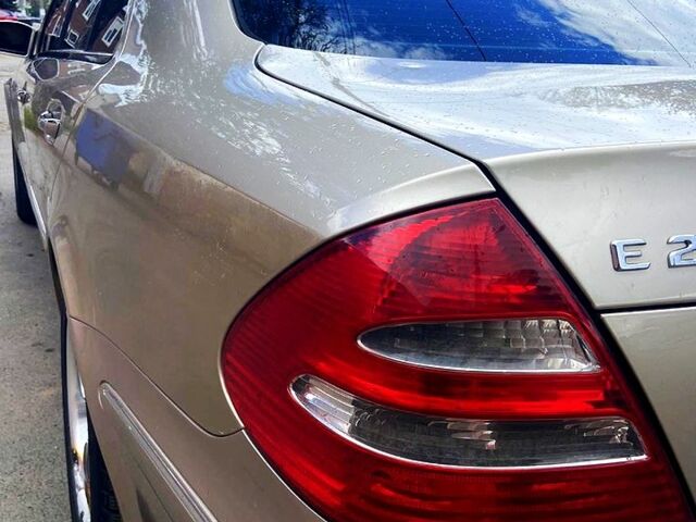 Бежевый Мерседес Е-Класс, объемом двигателя 2.6 л и пробегом 307 тыс. км за 5800 $, фото 4 на Automoto.ua