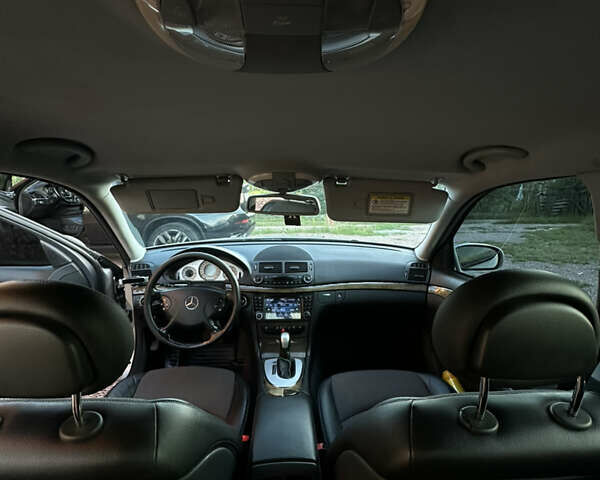 Бежевий Мерседес Е-Клас, об'ємом двигуна 3.22 л та пробігом 300 тис. км за 7500 $, фото 10 на Automoto.ua