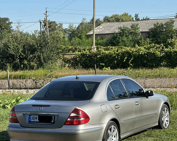 Бежевий Мерседес Е-Клас, об'ємом двигуна 3.22 л та пробігом 300 тис. км за 7500 $, фото 4 на Automoto.ua