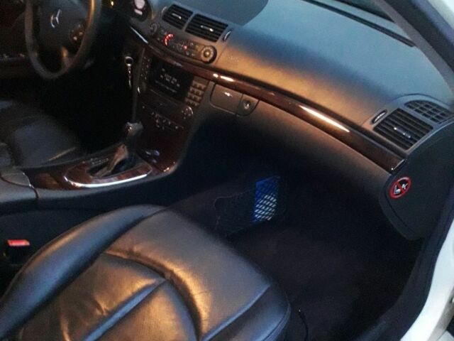 Бежевий Мерседес Е-Клас, об'ємом двигуна 2 л та пробігом 370 тис. км за 3150 $, фото 7 на Automoto.ua