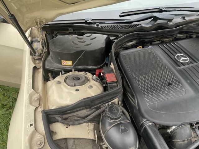 Бежевый Мерседес Е-Класс, объемом двигателя 2.2 л и пробегом 299 тыс. км за 8300 $, фото 4 на Automoto.ua