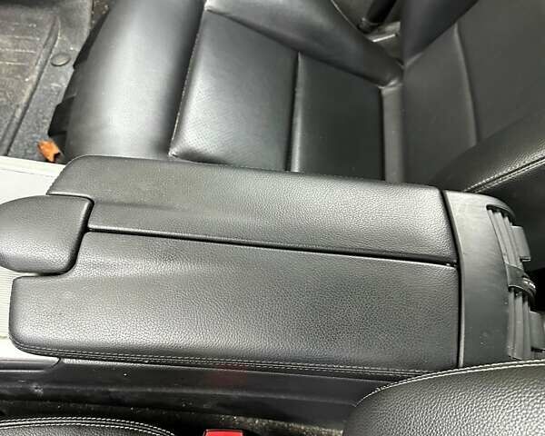 Бежевий Мерседес Е-Клас, об'ємом двигуна 2.2 л та пробігом 360 тис. км за 4500 $, фото 7 на Automoto.ua