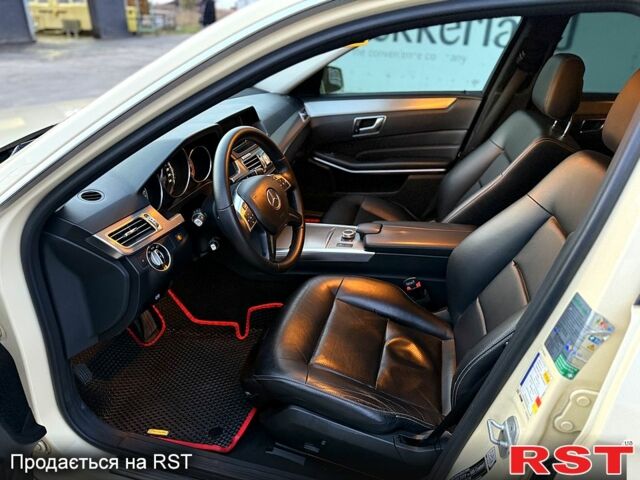 Бежевый Мерседес Е-Класс, объемом двигателя 2.1 л и пробегом 200 тыс. км за 14900 $, фото 6 на Automoto.ua