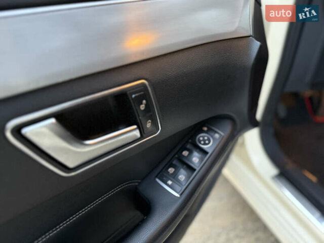 Мерседес Е-Клас 2015 у Сумах на Automoto.ua Бежевий Мерседес Е-Клас, об'ємом двигуна 2.14 л та пробігом 200 тис. км за 14900 $, фото 12 на Automoto.ua