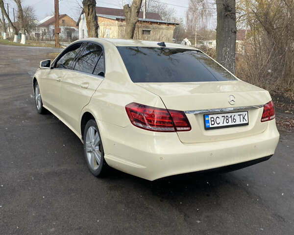 Бежевый Мерседес Е-Класс, объемом двигателя 2.14 л и пробегом 400 тыс. км за 15500 $, фото 14 на Automoto.ua