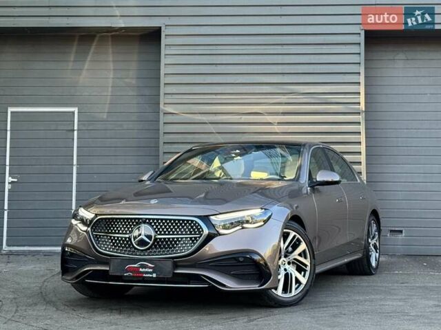 Бежевый Мерседес Е-Класс, объемом двигателя 2 л и пробегом 1 тыс. км за 75900 $, фото 2 на Automoto.ua
