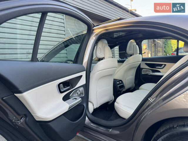 Бежевый Мерседес Е-Класс, объемом двигателя 2 л и пробегом 1 тыс. км за 75900 $, фото 27 на Automoto.ua