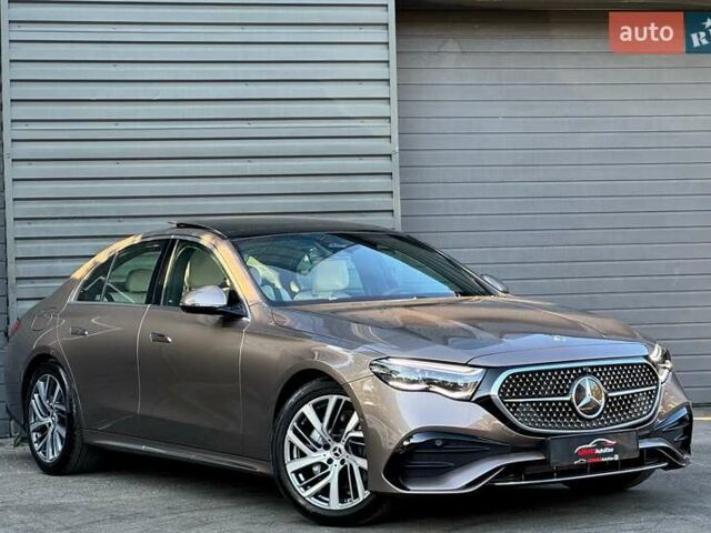 Бежевый Мерседес Е-Класс, объемом двигателя 2 л и пробегом 1 тыс. км за 75900 $, фото 3 на Automoto.ua