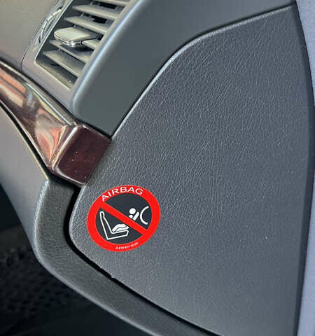 Бежевий Мерседес Е-Клас, об'ємом двигуна 3.22 л та пробігом 268 тис. км за 7950 $, фото 17 на Automoto.ua