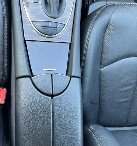 Бежевий Мерседес Е-Клас, об'ємом двигуна 3.22 л та пробігом 268 тис. км за 7950 $, фото 10 на Automoto.ua