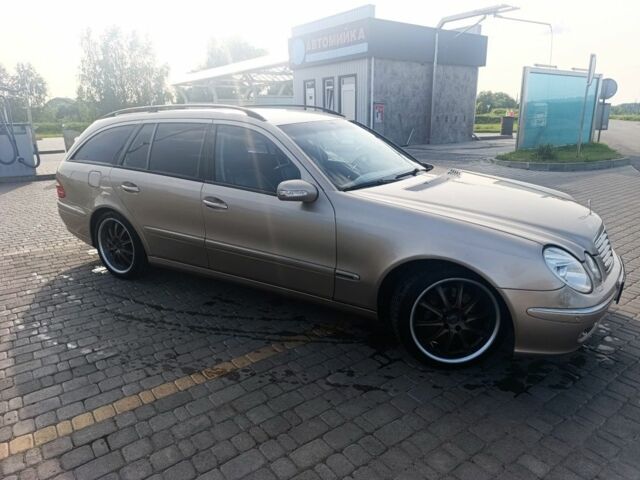 Бежевый Мерседес Е-Класс, объемом двигателя 3.2 л и пробегом 500 тыс. км за 3100 $, фото 10 на Automoto.ua