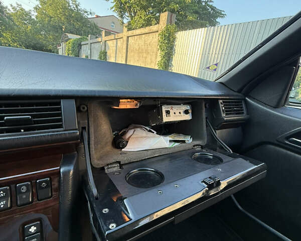 Чорний Мерседес Е-Клас, об'ємом двигуна 2.9 л та пробігом 330 тис. км за 15500 $, фото 55 на Automoto.ua