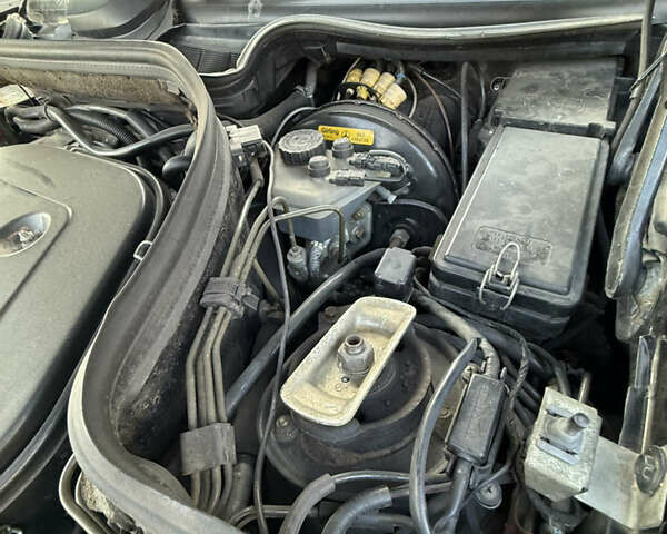 Чорний Мерседес Е-Клас, об'ємом двигуна 2.9 л та пробігом 330 тис. км за 15500 $, фото 29 на Automoto.ua