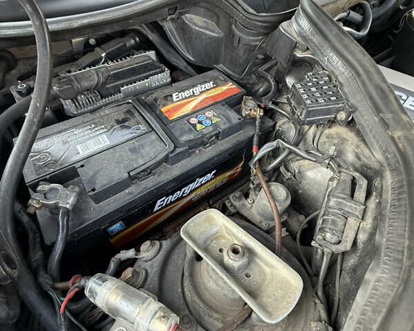 Чорний Мерседес Е-Клас, об'ємом двигуна 2.9 л та пробігом 330 тис. км за 15500 $, фото 28 на Automoto.ua