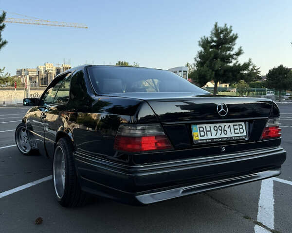 Чорний Мерседес Е-Клас, об'ємом двигуна 2.9 л та пробігом 330 тис. км за 15500 $, фото 2 на Automoto.ua