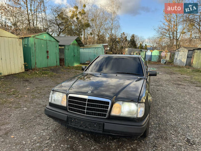 Черный Мерседес Е-Класс, объемом двигателя 2.2 л и пробегом 298 тыс. км за 6500 $, фото 6 на Automoto.ua