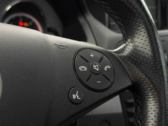 Черный Мерседес Е-Класс, объемом двигателя 3 л и пробегом 190 тыс. км за 13000 $, фото 12 на Automoto.ua